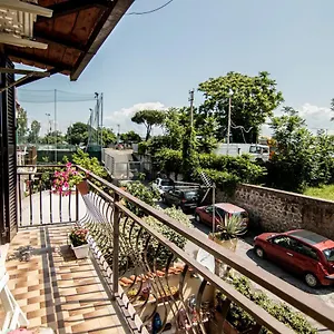 Bed and breakfast Yourquadrarooms, Roma